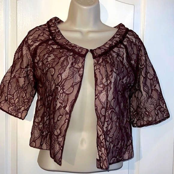 Moth Lace Shrug/sweater/jacket with Cream Underlay - Picture 1 of 5